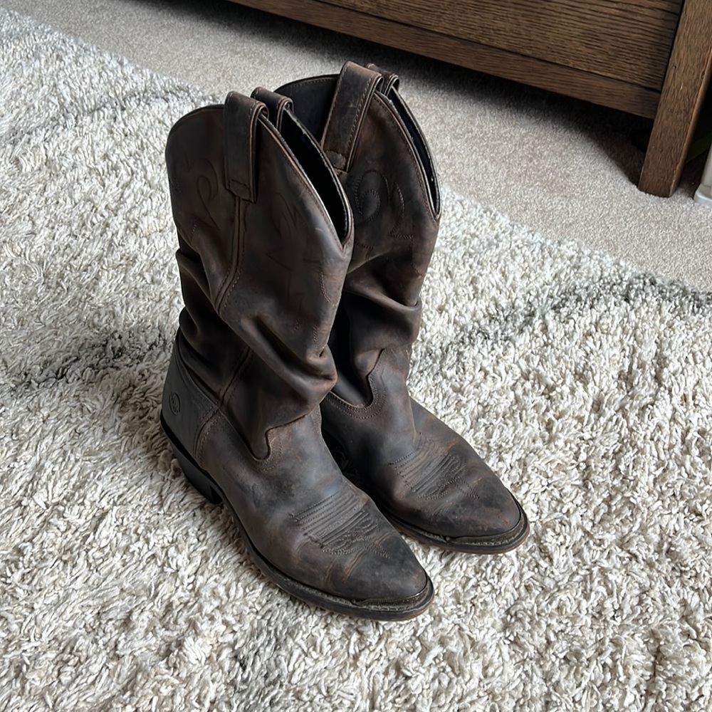 Double H women’s boots.